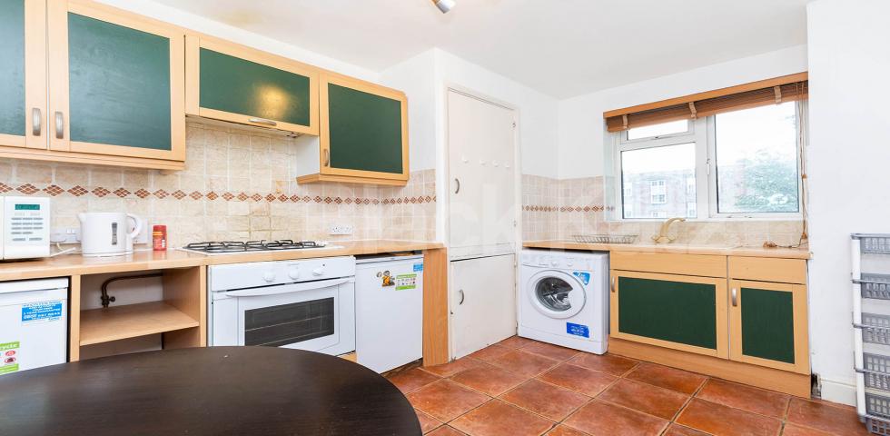 Fantastic spacious 3 bed walking distance to UCL Bridgeway Street, Euston